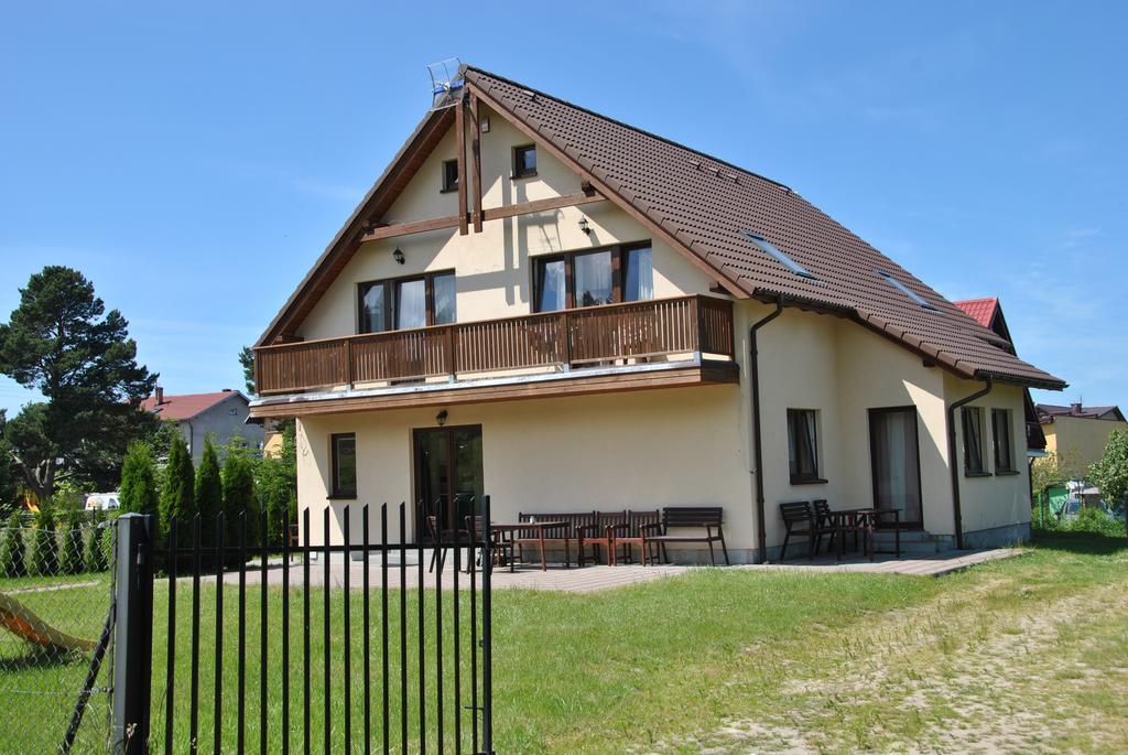 Krzywy Domek W Ostrowie Morza Brzeg Ostrowo (Puck) Exterior foto